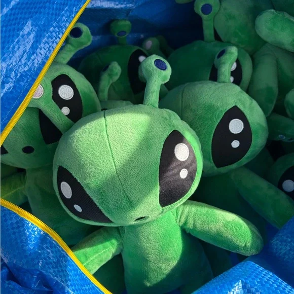 NWT IKEA Green Alien Plush 13.5” Aftonsparv - Picture 5 of 6